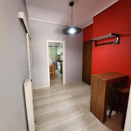 Center Apartment: Steps To Acropolis, Parthenon, And Ancient Agora Apartment *