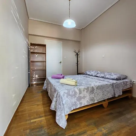 Center Apartment: Steps To Acropolis, Parthenon, And Ancient Agora Apartment *